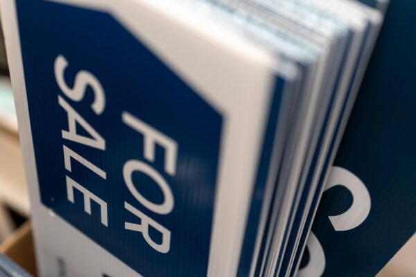 The average US rate. UU. In a 30 -year mortgage it falls for the sixth consecutive week