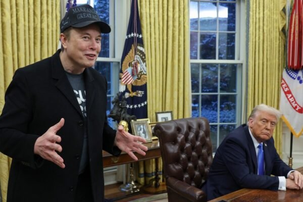 Trump will celebrate the first cabinet. Elon Musk will also be there