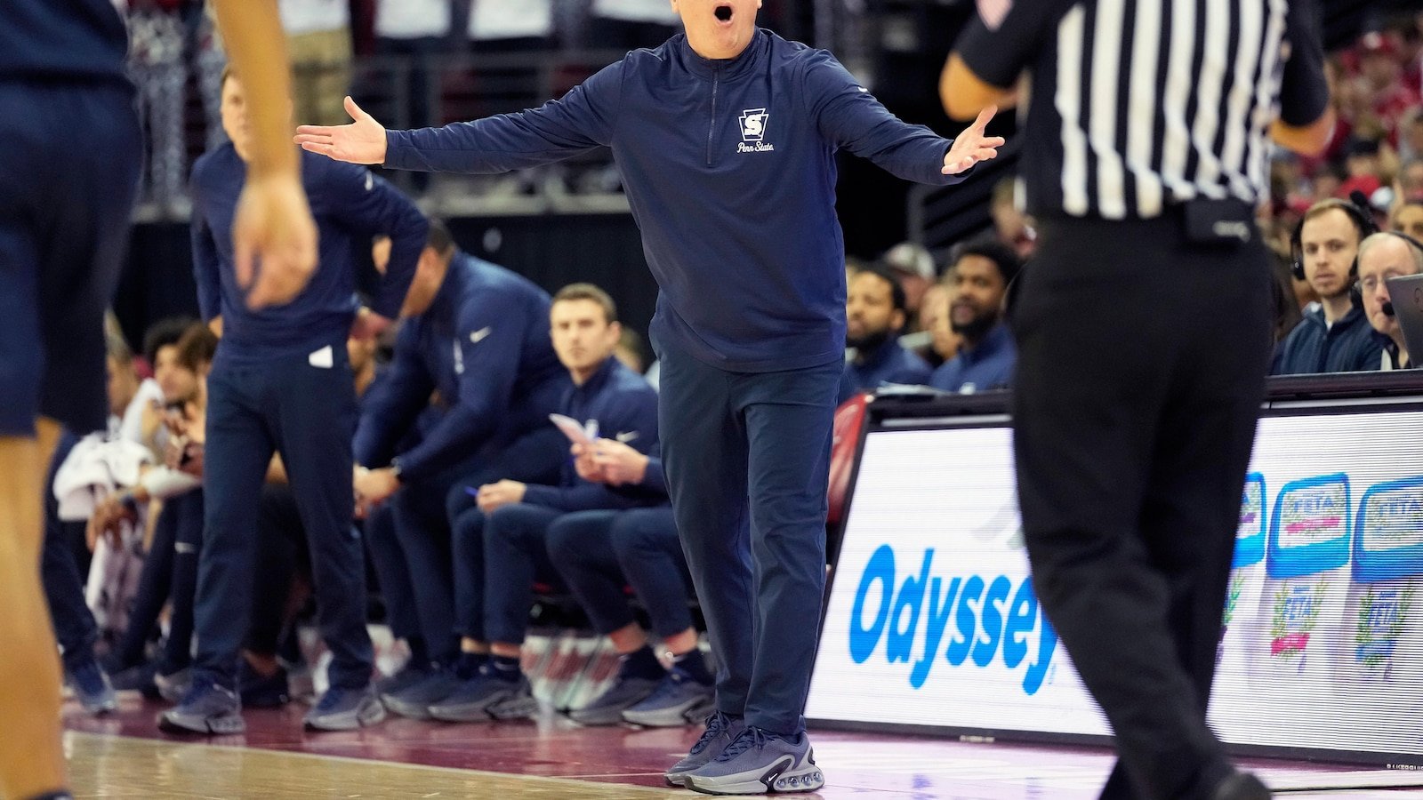 Dunn Annotaciones 25, Penn State expires No. 12 Wisconsin 86-75