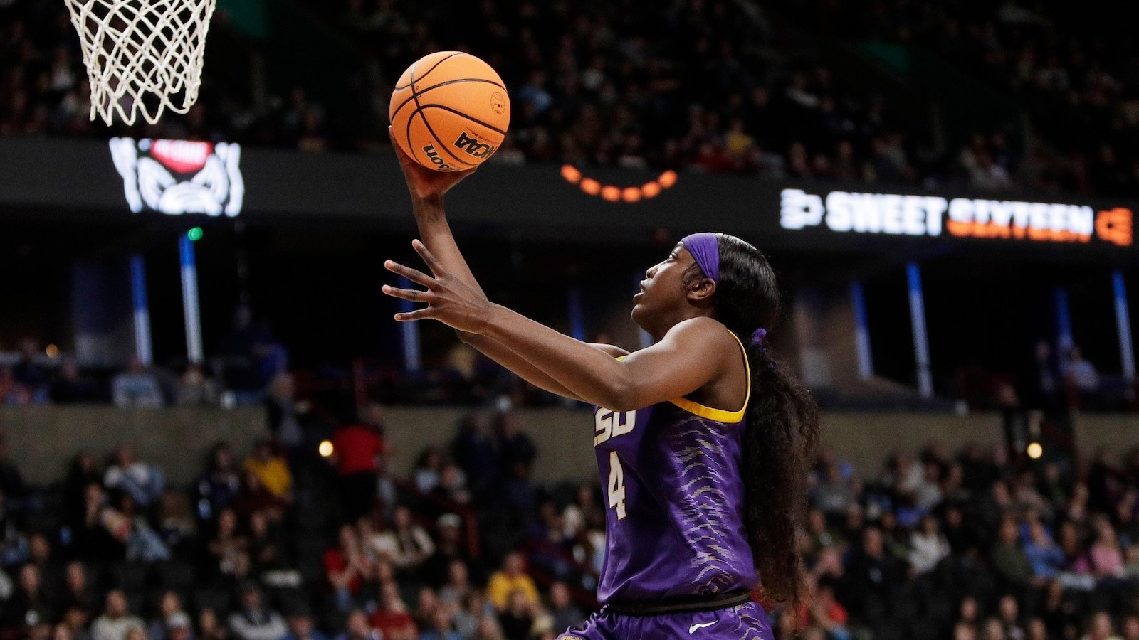 Flau'jae Johnson leaves rap and podcasting races during the madness of March