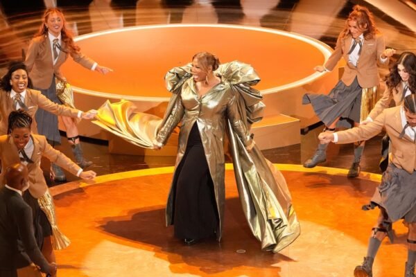 Freeman praises Gene Hackman, Goldberg and Winfrey give love to Quincy Jones in the taxes of the Oscars