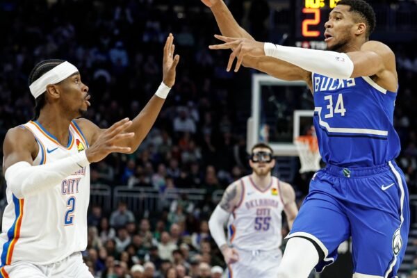 Gilgeous-Alexander scores 31 when Thunder beat Bucks 121-105 for the tenth victory in the last 11 games