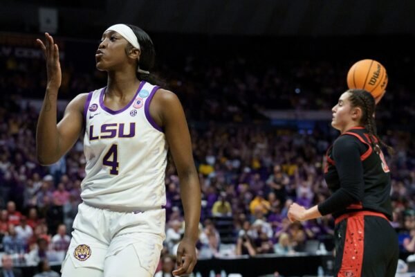 Johnson and Morrow return in form while LSU dismantles the state of San Diego 103-48 in the NCAA tournament