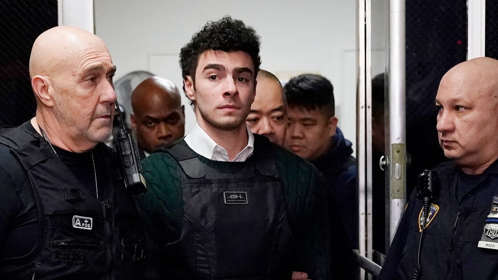 Luigi Mangione's Pennsylvania lawyer argues what is sought, arrests were illegal