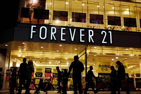 Mall Staple Forever 21 files for bankruptcy protection, again
