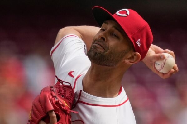 Matt Chapman's 2-run homer, and Ramos's solo shooting, help giants beat the Reds 6-3