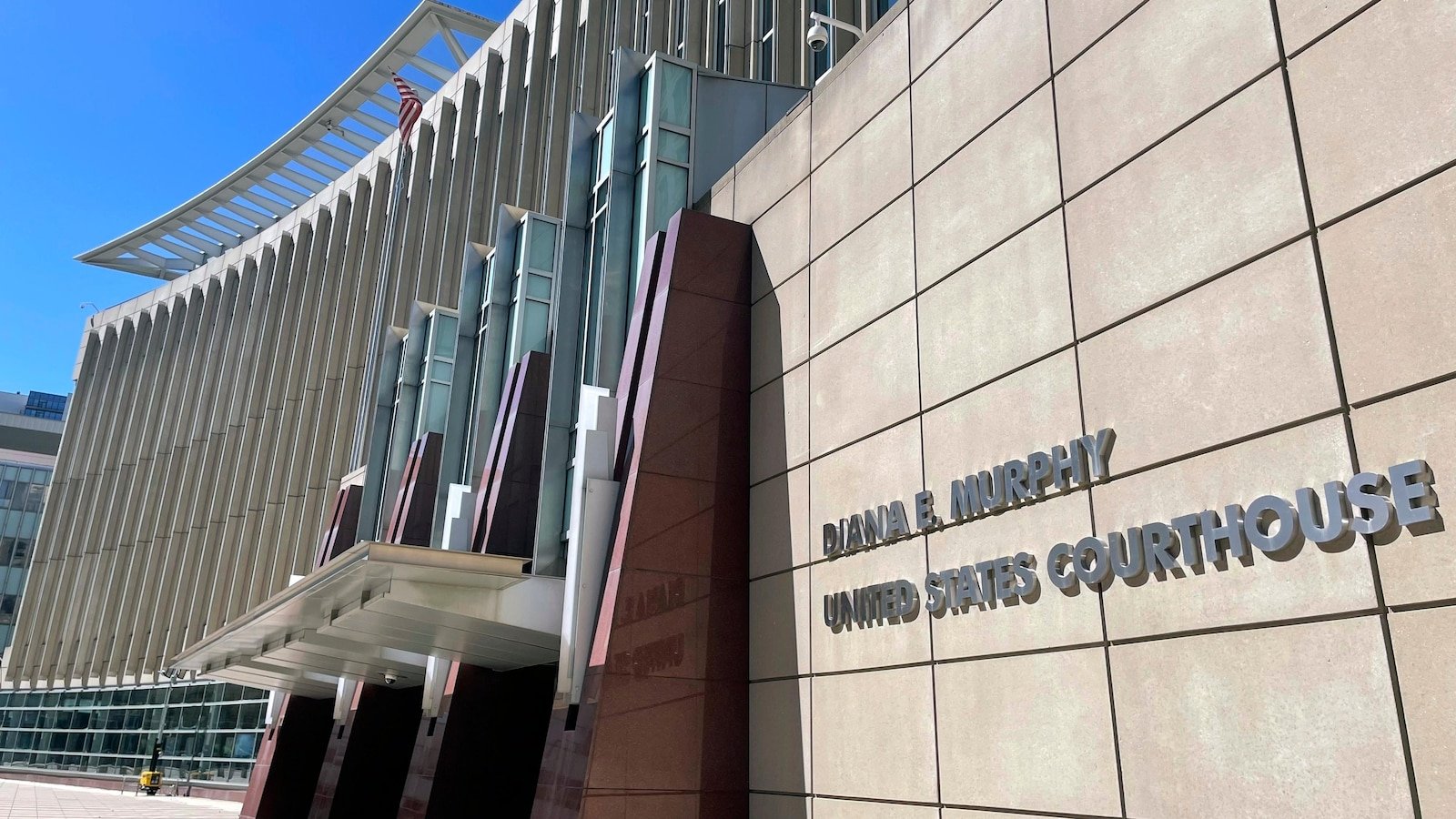 Minneapolis man accused of trying to join the Islamic State group