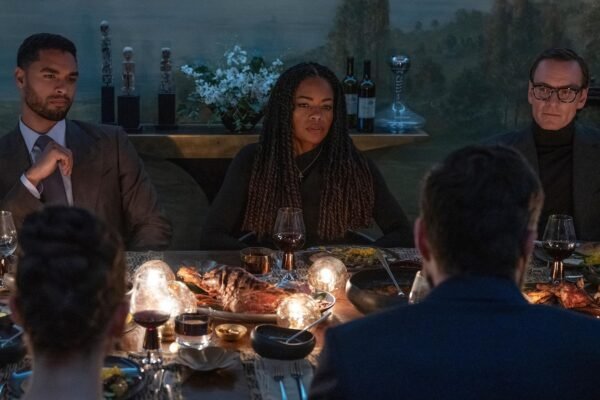 Review of the film: the elegant spy thriller of Soderbergh 'Black Bag' Twilight