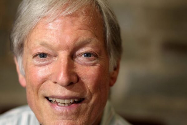 Richard Chamberlain, television actor who starred in 'Dr. KCDARE, 'dies at 90