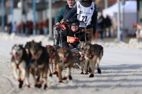 The Mushers begin the resistant Iditrod career after the lack of snow forces important changes to the iconic Alaska event The Mushers begin the resistant Iditrod career after the lack of snow forces important changes to the iconic Alaska event