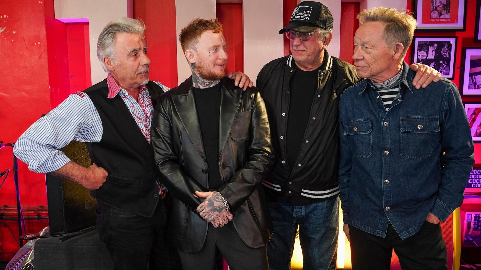 The Sex Pistols announces the first American tour in 2 decades