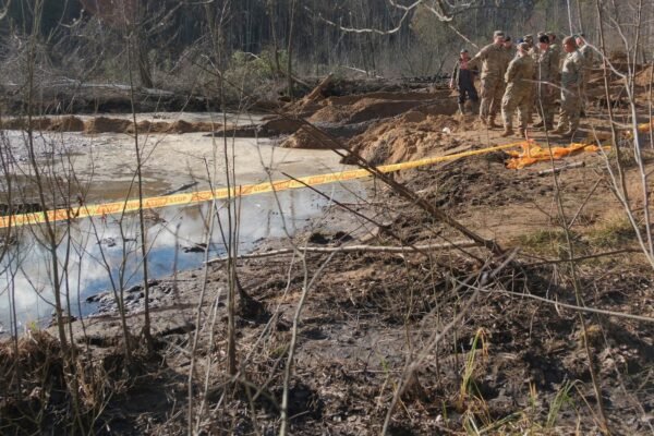 The US armored vehicle. UU. Missing in Lithuania took out of the swamp, the fate of the unknown crew