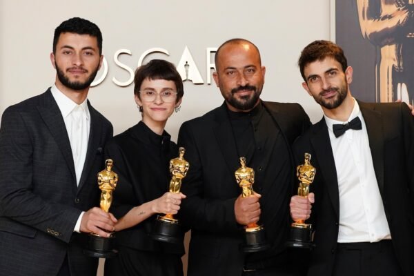 The mayor of Miami Beach wants to end the theater lease that the Israeli-Palestinian documentary projected