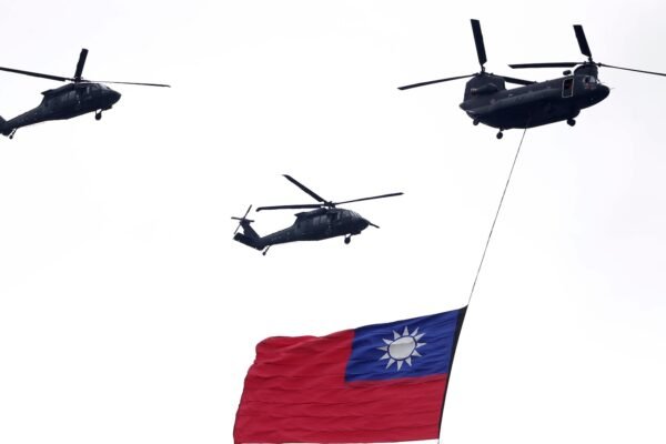 The president of Taiwan says that the defense budget will exceed 3% of GDP in military review