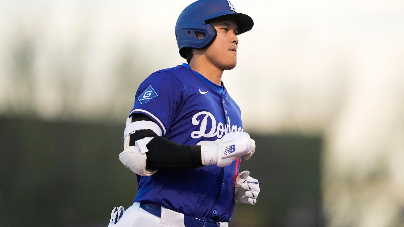 The star of the Dodgers, Shohei Ohtani, arrives at HR in the first spring to bat the batter after the shoulder surgery out of season
