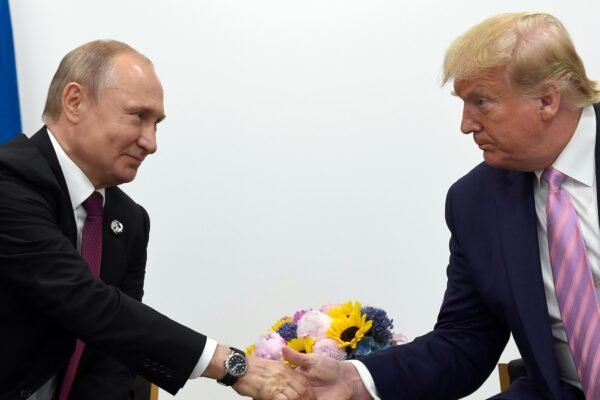 Trump and Putin discuss a series of American Russia hockey during their call, says the Kremlin