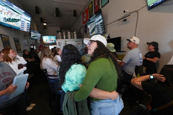 With ongoing marness marness, it is game time for newly opened women's sports bars in the United States