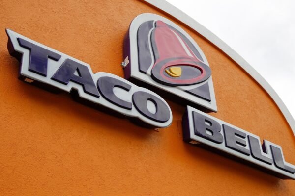 Yum Brands CEO announces plans to retire in 2026