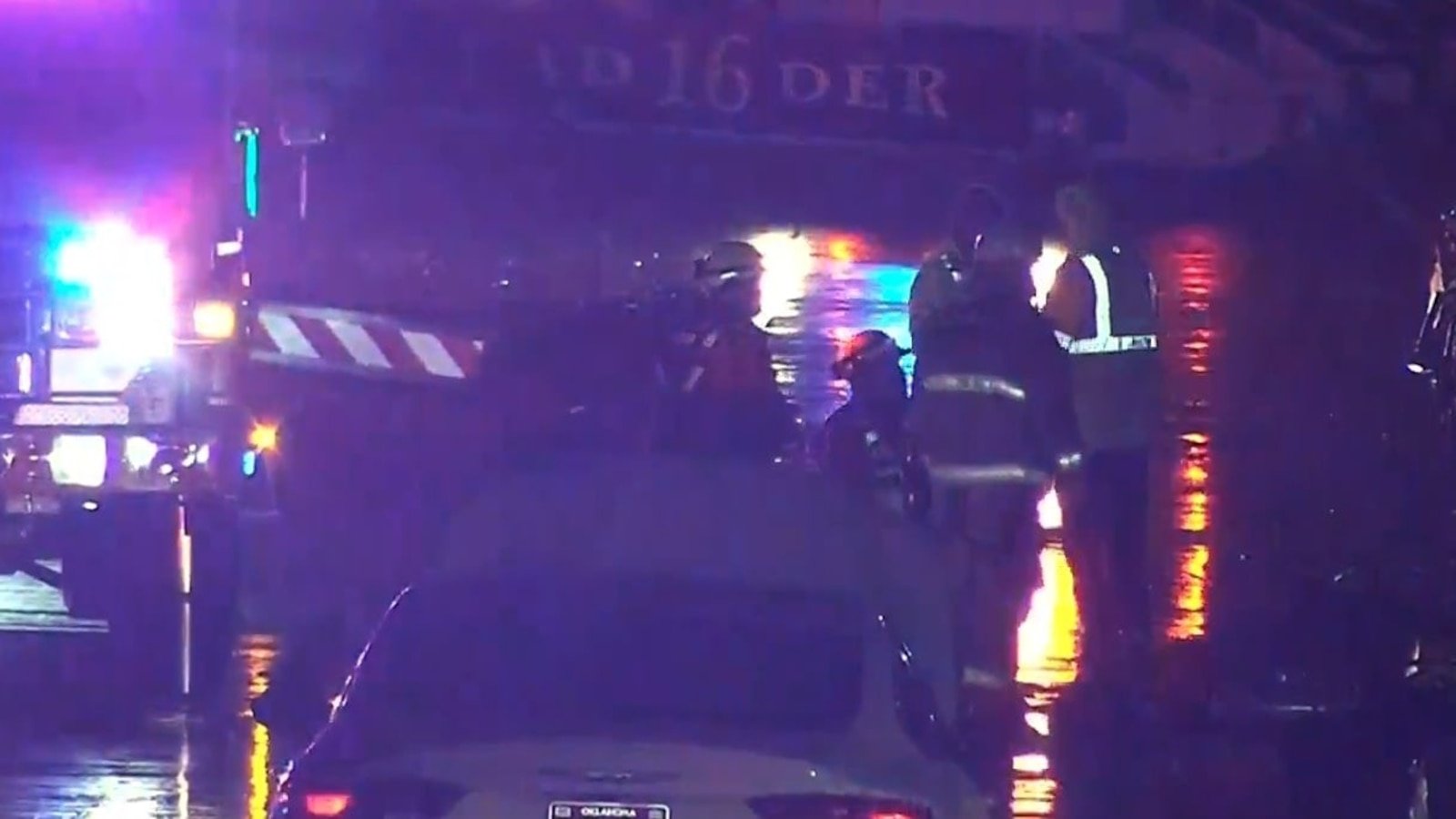 2 Missing after flooding Barran vehicles in Oklahoma