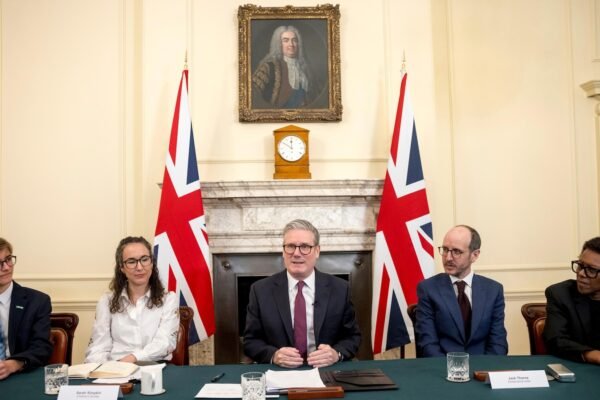 'Adolescence' receives support from the British leader, since schools throughout the United Kingdom will show series