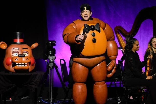 Ariana Grande, Cynthia Erivo Take New 'Wicked: For Good' Metraje during the Tour of Cinemacon's victory