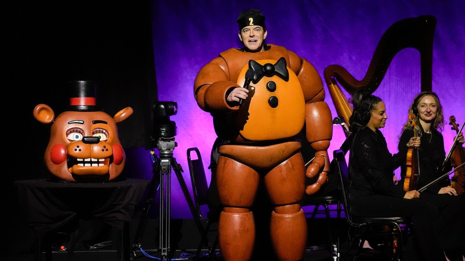 Ariana Grande, Cynthia Erivo Take New 'Wicked: For Good' Metraje during the Tour of Cinemacon's victory