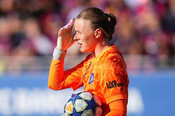 Barcelona takes an advantage of 4-1 over Chelsea in the semifinal series of the women's champions League