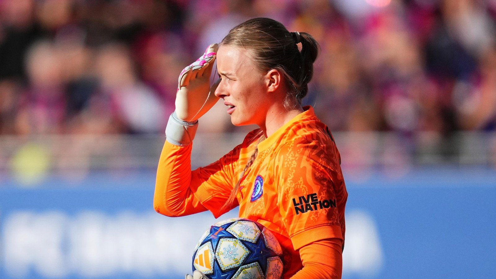 Barcelona takes an advantage of 4-1 over Chelsea in the semifinal series of the women's champions League