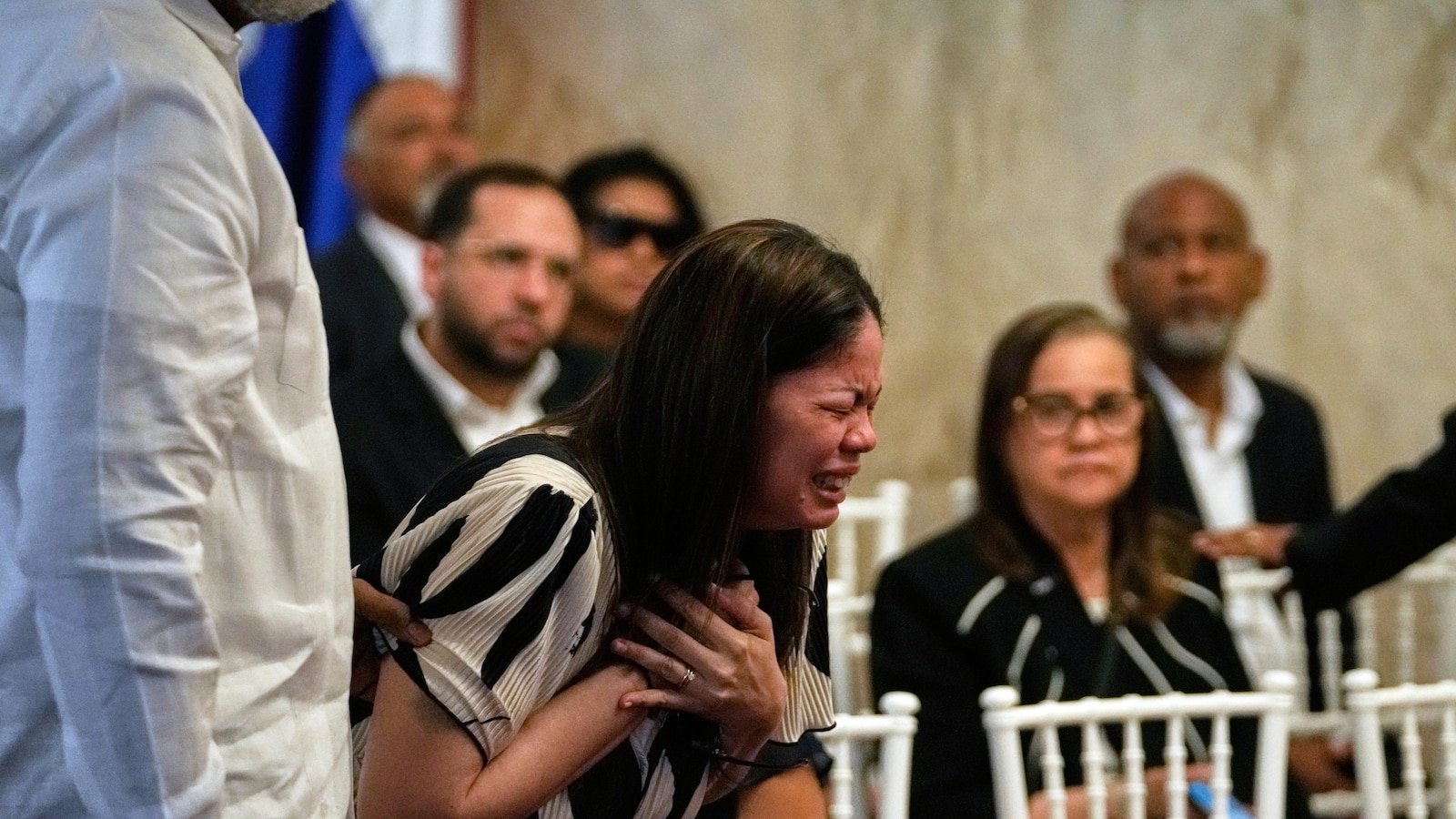 Burials begin as the search ends victims in the collapse of the Dominican nightclub that killed 221