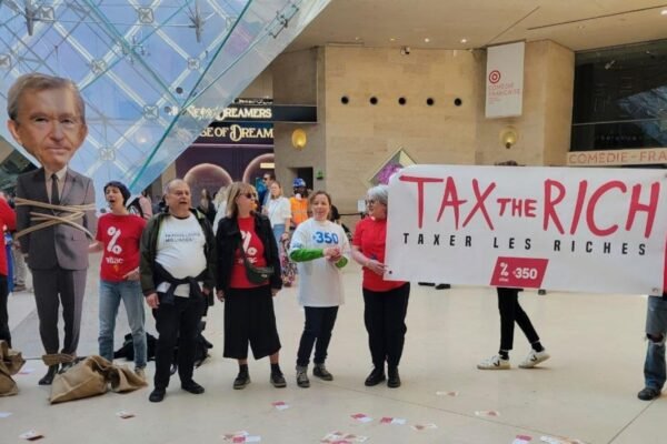 CEO of the French luxury conglomerate LVMH asks for soothing commercial tensions with us