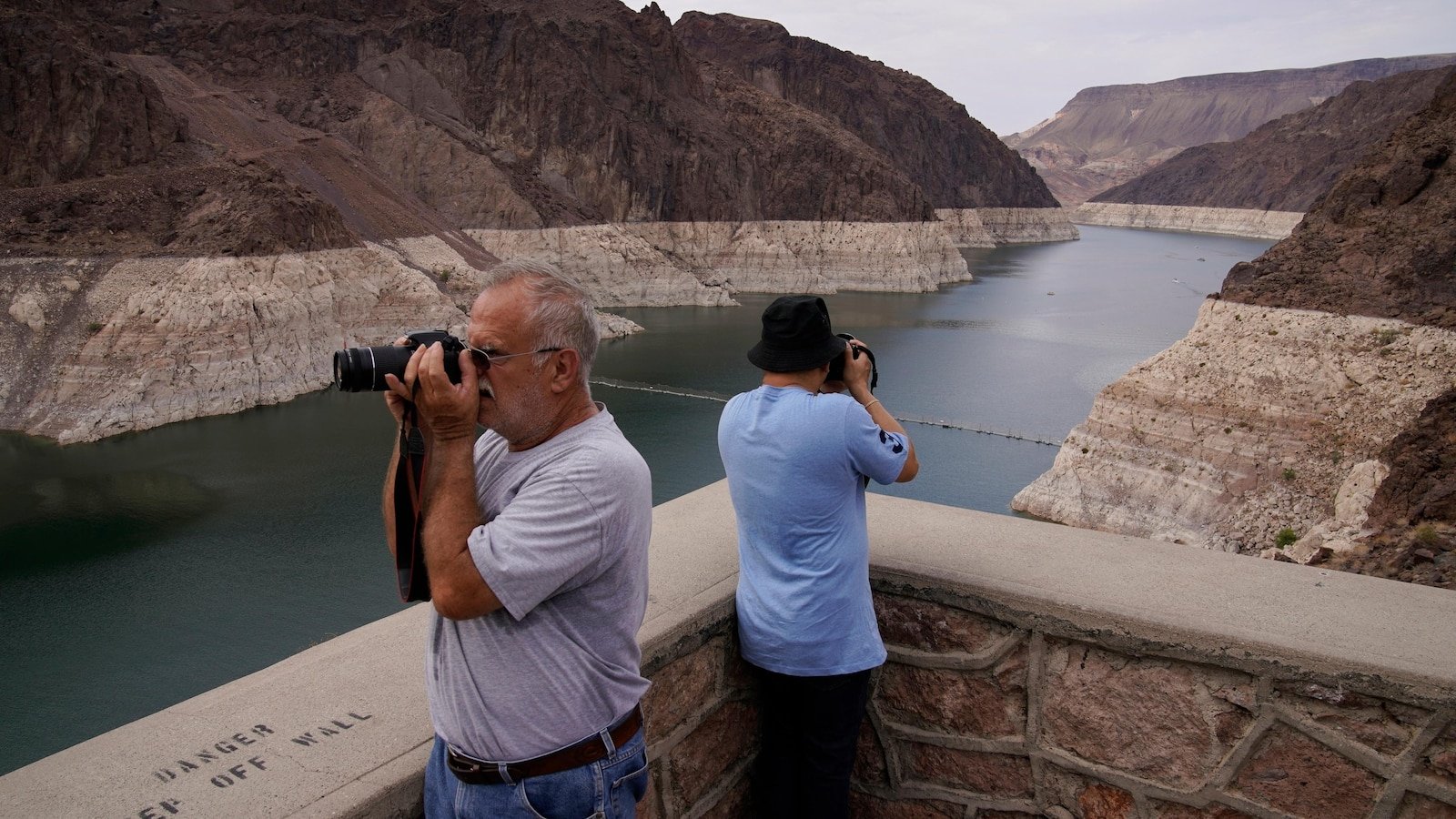 Camps, visiting centers in federal lakes are being closed in the middle of Trump's budget cuts