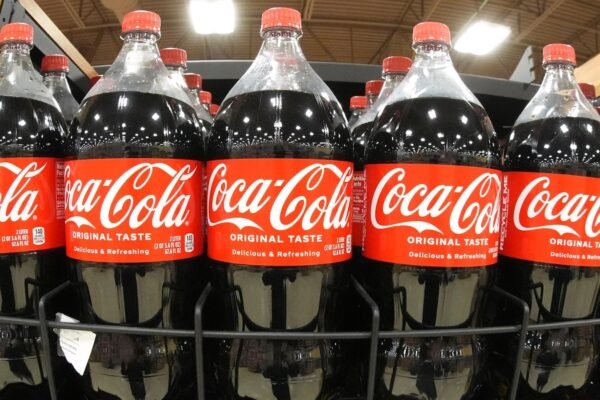 Coca-Cola reports a better quarterly benefit than expected, he says he can manage rates