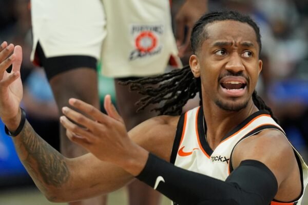 Connaughton has 43 points in his career when Bucks beat the Pistons 140-133 in OT to close the regular season