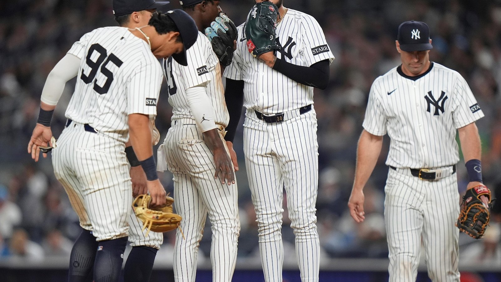 Devin Williams loses his job as Yankees closer after only 10 games with New York