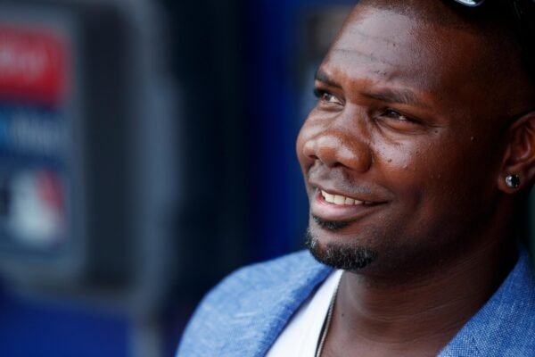 Ex-Phillies Slugger Howard makes a tone for the expansion of the Black Leagues Baseball Museum