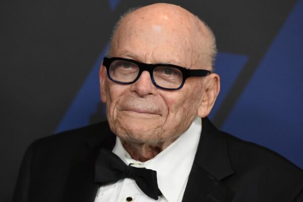 Marvin Levy, publicist by Steven Spielberg and an Oscar receiver, dies at 96 years