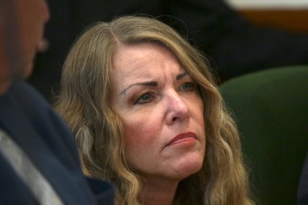 'Mom of the Doomsday' Lori Daybell offers final arguments in trial for murder conspiracy