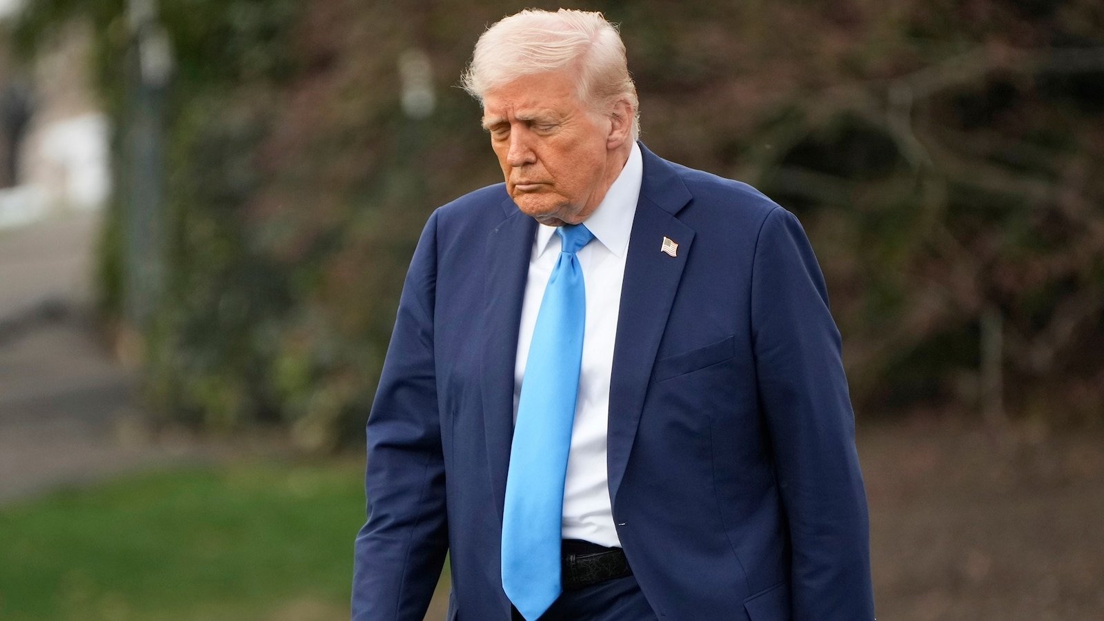 More than 1,900 researchers describe 'assault' to the science of the White House: 'We see real danger'