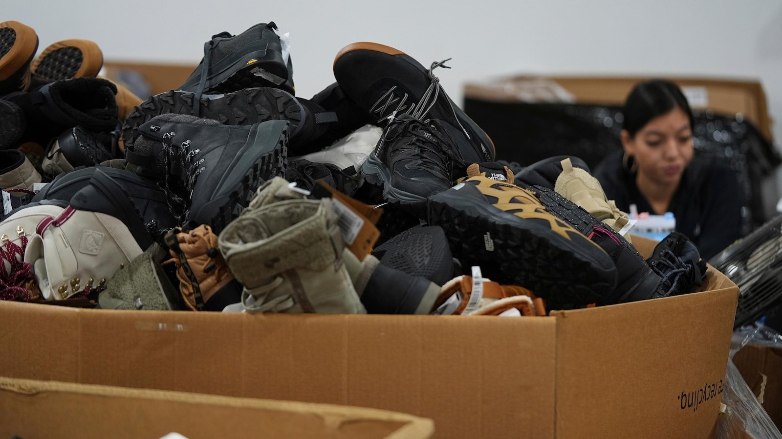 Most Americans expect higher prices as a result of Trump's rates, a new survey finds