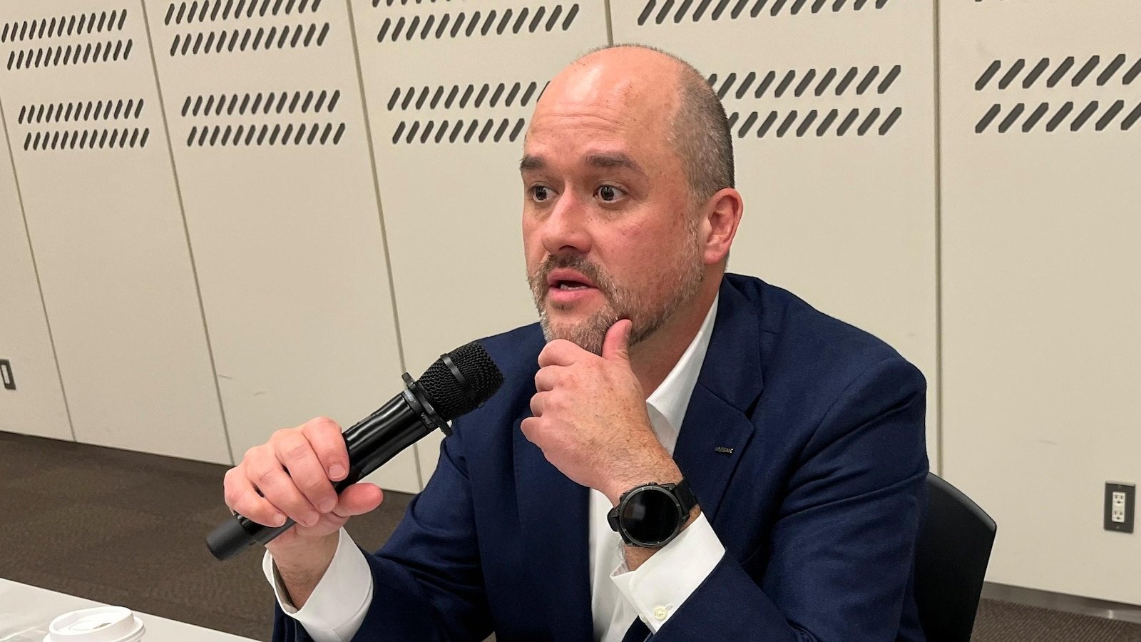 Nissan reviews its earning forecast with greater losses