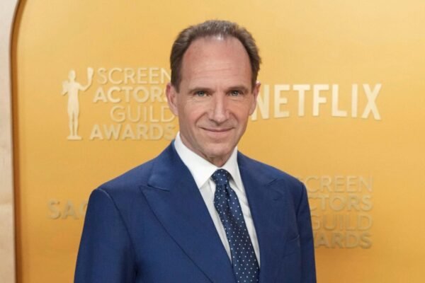 Ralph Fiennes will make his debut in the direction of the opera