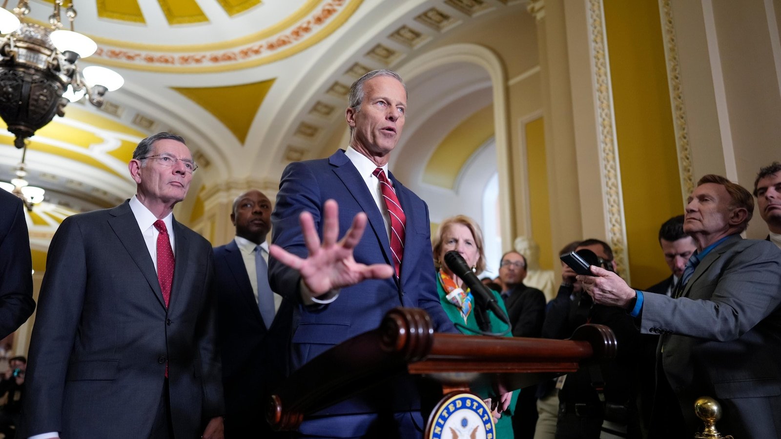 The Senate voted late on tax exemptions to the Republican Party and an expense cutting plan that is central to Trump's agenda