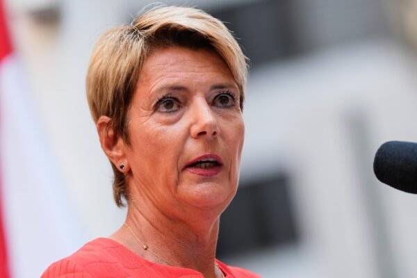 The Swiss leader says that the privileged conversations of the United States. UU. With 15 countries in US rates