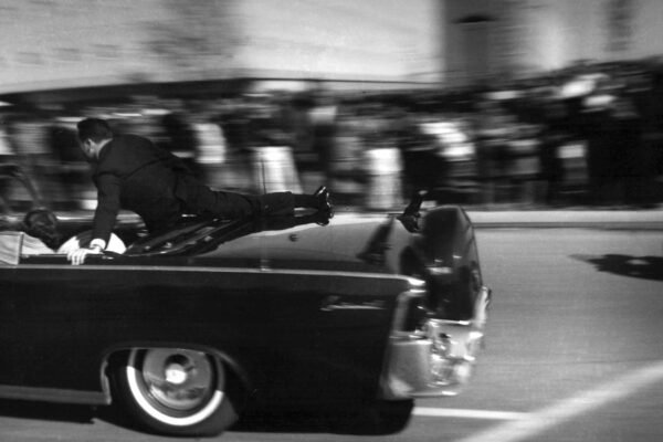 The director of 'JFK', Oliver Stone, will testify to Congress on the murder archives