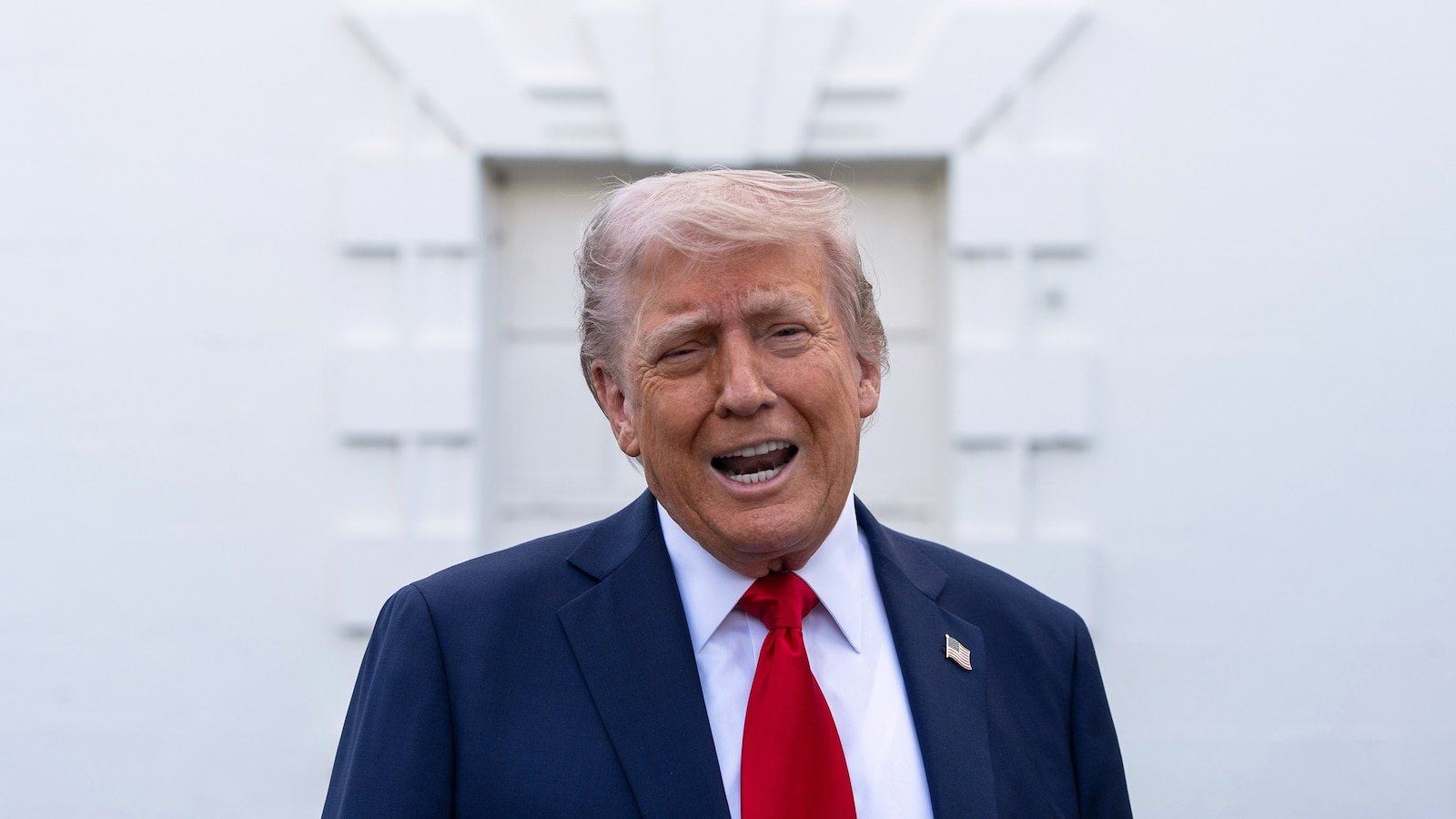 The judge blocks Trump's administration to require citizen proof to register