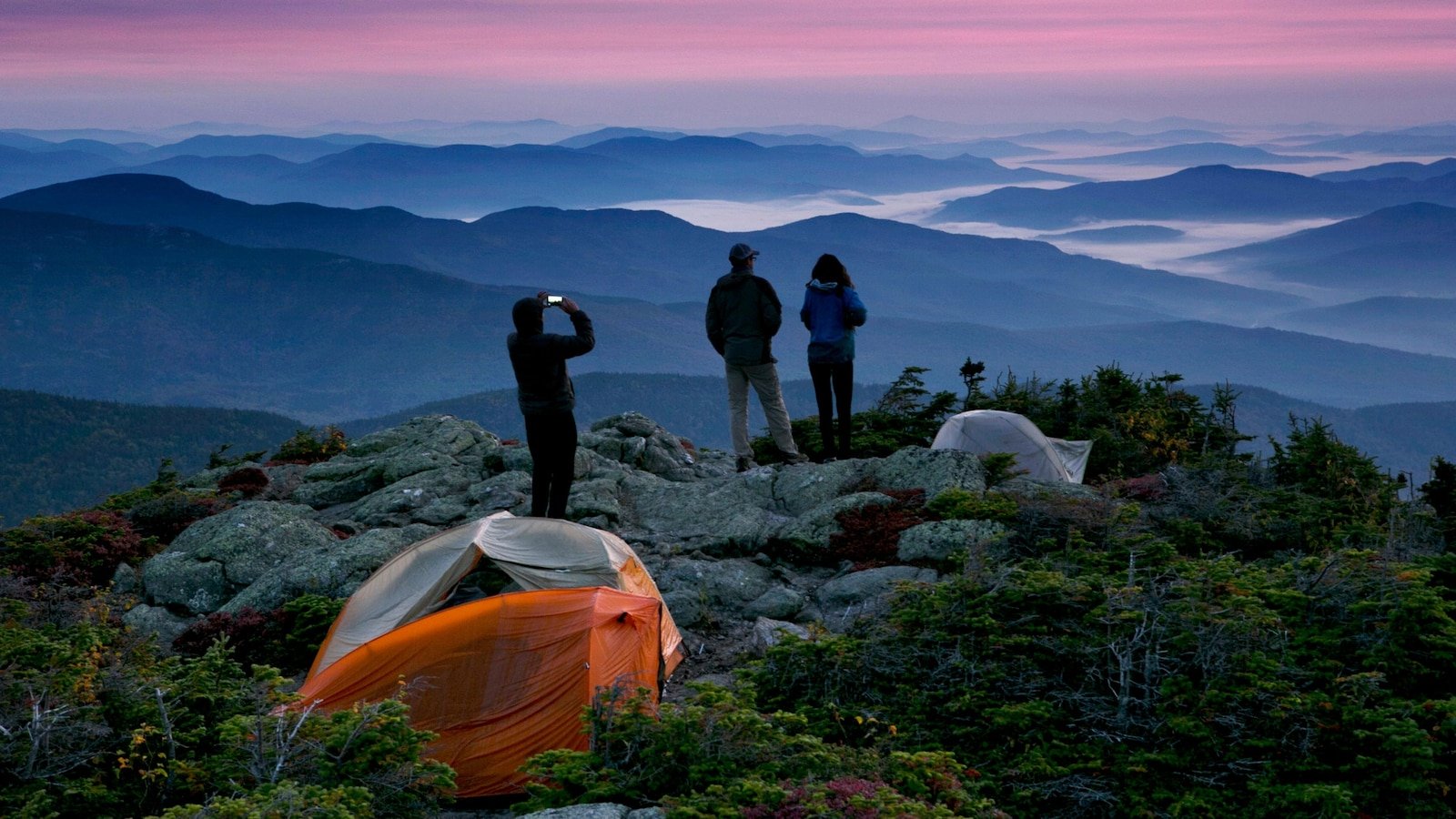 The storms broke 2 of the most emblematic paths of the United States. Federal cuts have interrupted repairs