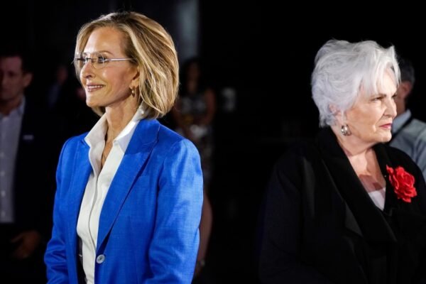 Trump adds a second support in the race to be the next governor of Arizona