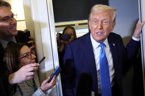 Trump urges Republican senators to keep Canadian tariffs in their place