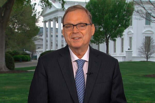 Trump's main economic advisor says that 50 countries have communicated to negotiate tariffs