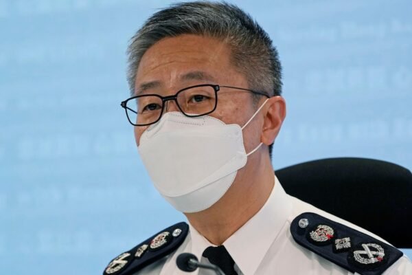 US sanctions 6 officials on the erosion of Hong Kong's autonomy. China threatens to counteract